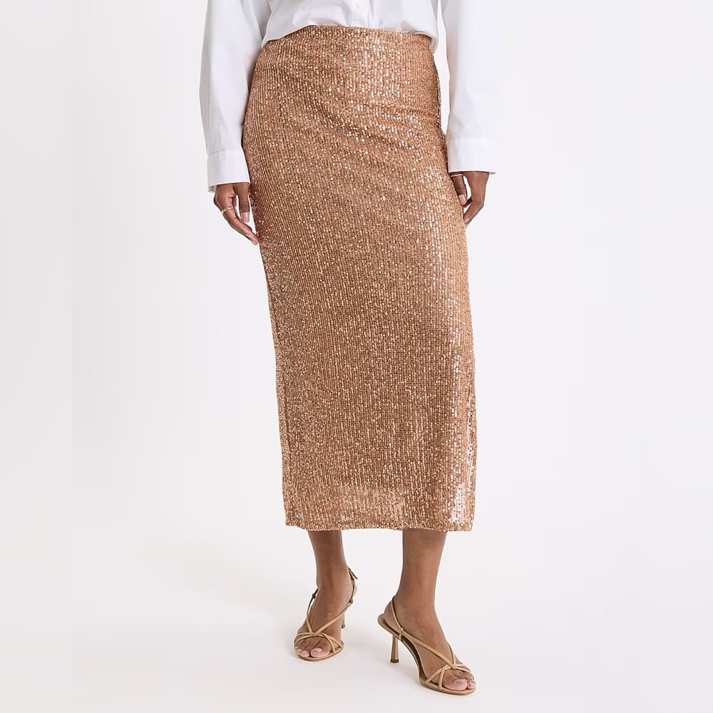 Express High Waisted Fitted Sequin Midi Skirt in Gold
